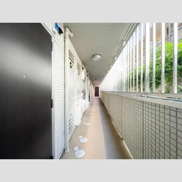 メゾンクレール墨田 廊下