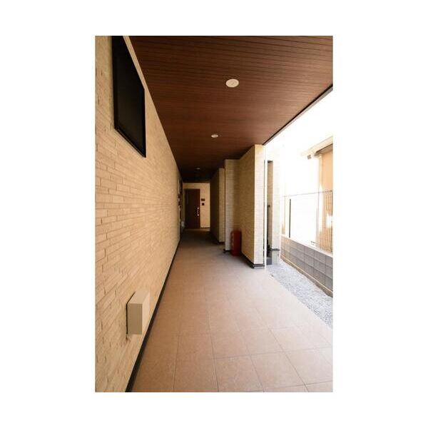 アビタシオン　モネ エントランス