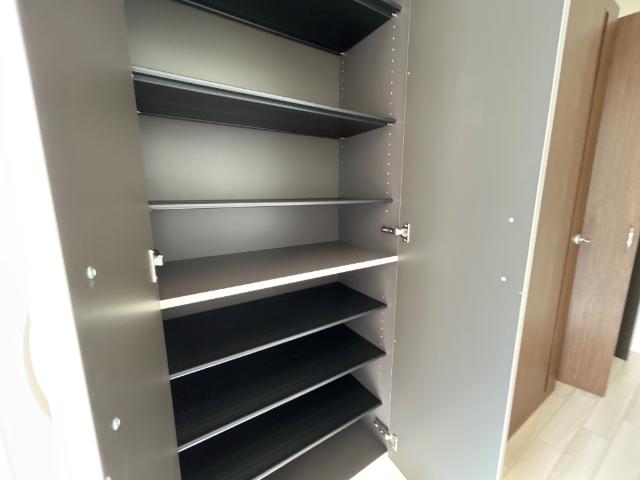 クレリア103号室 収納