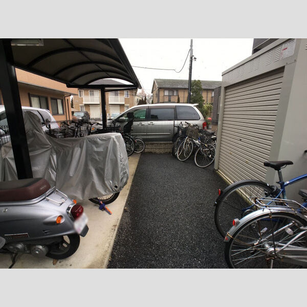 リビングタウン北上尾　A102号室 駐輪場