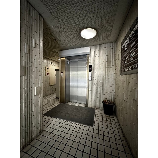 アクセス西新宿 外観