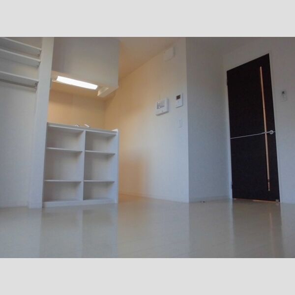 フローラ LDK10.5帖