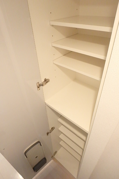 グランド・ガーラ横濱万世町 傘やブーツも収納可能！