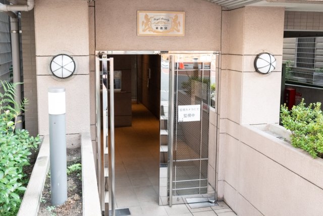 ロイヤルアメニティー東池袋 エントランス