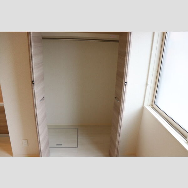 ファミユD クローゼット