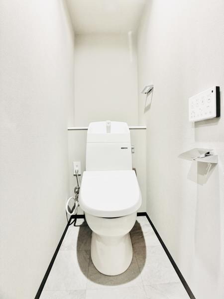 コンポジット早稲田鶴巻町3階 トイレ