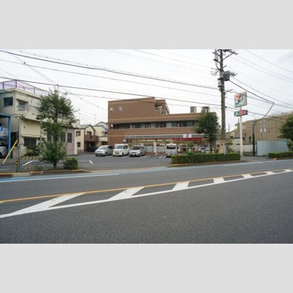 タウンハイツ 【コンビニエンスストア】セブンイレブン 東小岩5丁目店まで672m