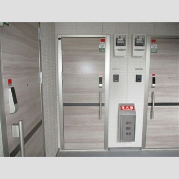 オーガスタハイツ202号室 玄関