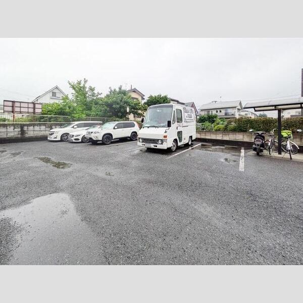 セジュール彩　弐番館202号室 駐車場