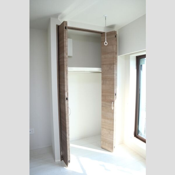 パルナシウス301号室 クローゼット