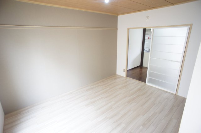 ハイツ近藤0106号室 使いやすいリビングです