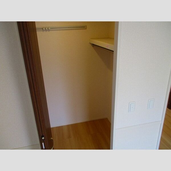 グレイス周西 ウォークインクローゼット