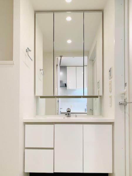 Ｂｒｉｌｌｉａ　ｉｓｔ　三軒茶屋　ブラッサムテラス3階 同建物別部屋の参考画像