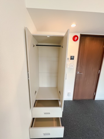 スカイラシクラス平和台304号室 収納