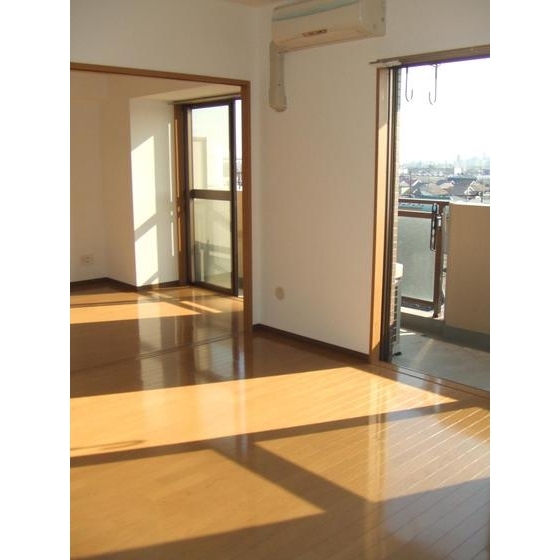 ベルドミール弐番館 内観