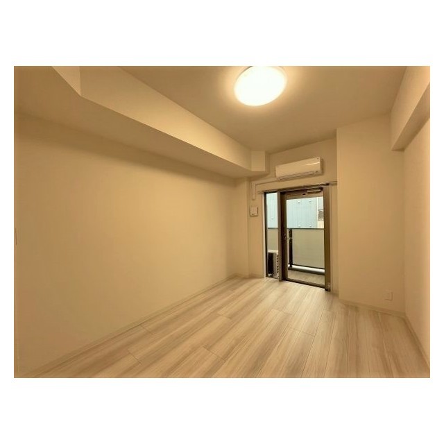 プレサンスブルーム浅草North0404号室 リビング