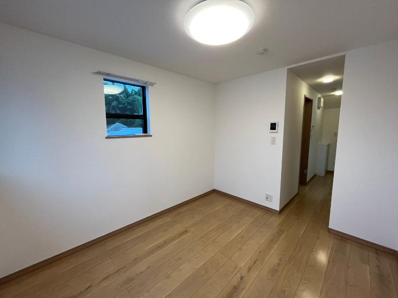 ＧａｒｄｅｎＣｏｕｒｔ上大岡Ａ号棟 リビング