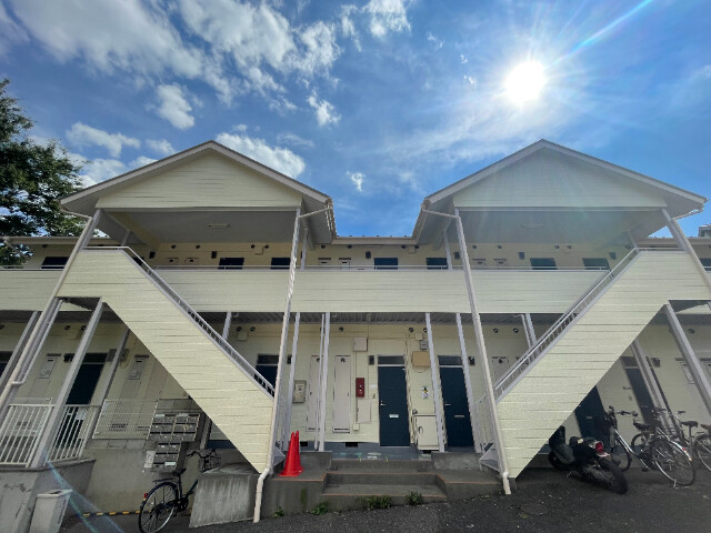 コーポラスカイトA1階 エントランス