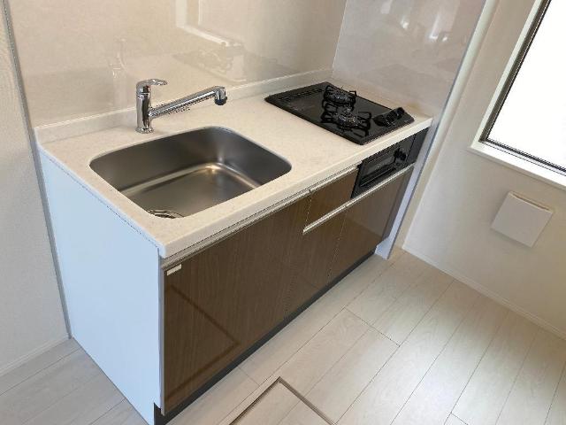 ヴェリテ昭島105号室 キッチン（イメージ）