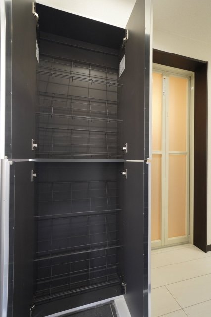 グランクォール武蔵小杉 靴入