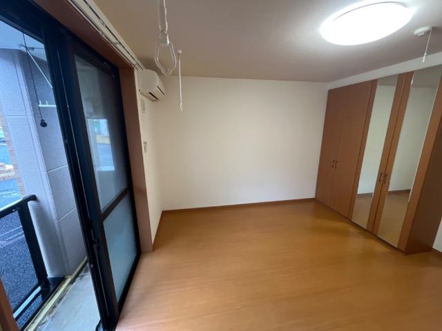 大鈴樹（オオベルジュ） 洋室