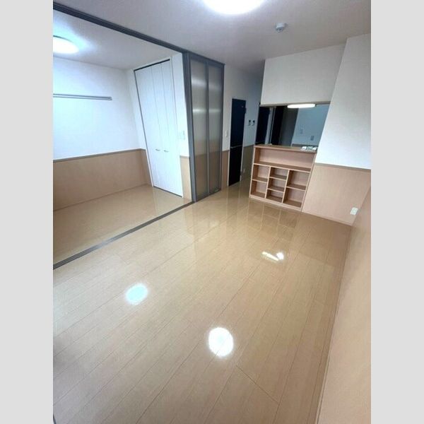 メゾン グリーンヒル102号室 リビング