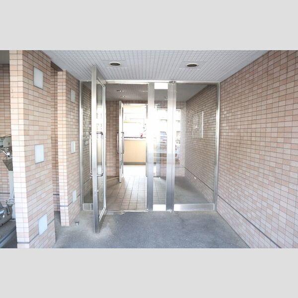 ベルテ202号室 エントランス