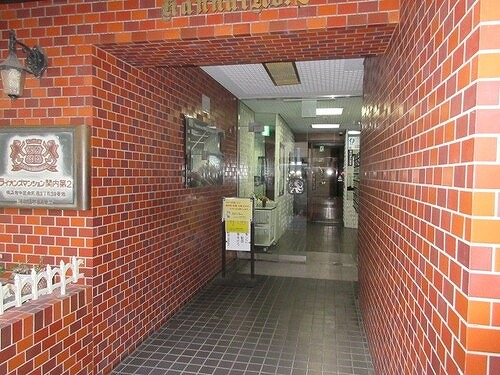 ライオンズマンション関内第２2階 エントランス　※2021年11月撮影時