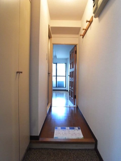 ライオンズマンション東北沢2階 玄関