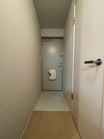 FAIR町屋2102号室 玄関
