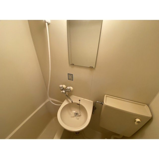 ハイツオータニ202号室 内観