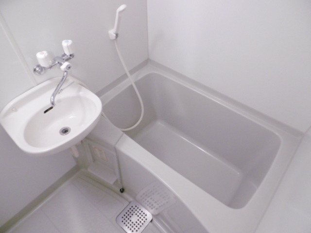 レオミノール明神町 バス