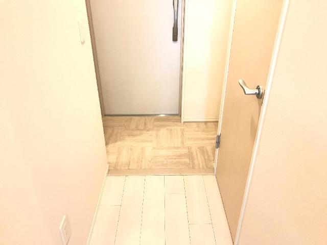 クレスト　タイガー 玄関