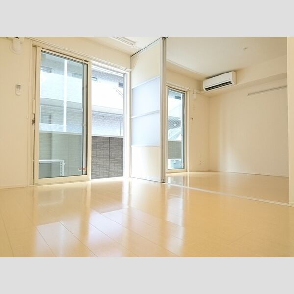 モンサンオール103号室 LDK・浴室