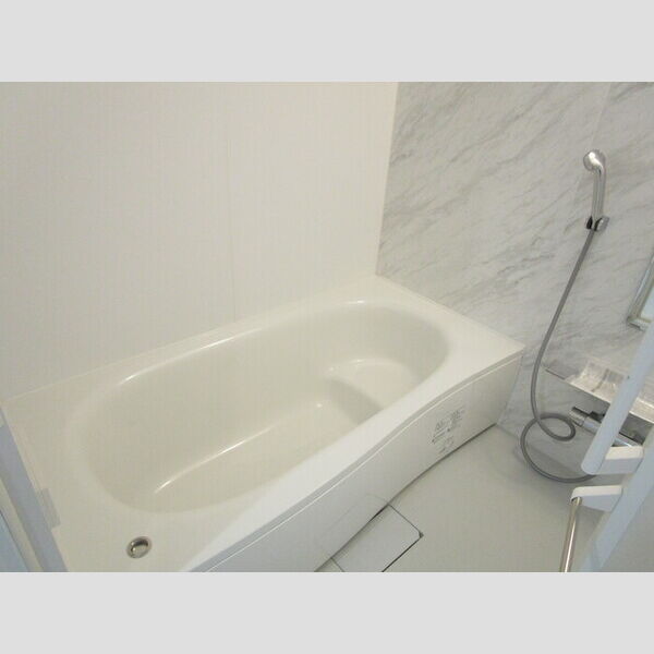 ラ・ペッシュ107号室 一坪風呂