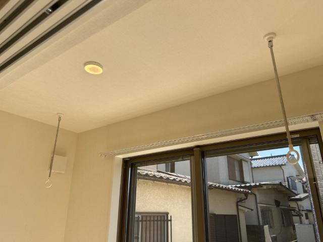 レヴメゾン神山 室内物干し