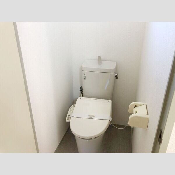 シティウィングCD　C105号室 温水洗浄暖房便座