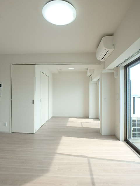 ガーラ・プレシャス大井町11階 使い勝手のいい洋室です