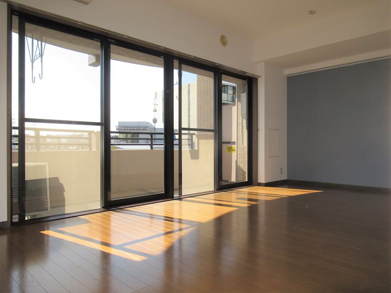 ネオグランデ大倉山 リビング