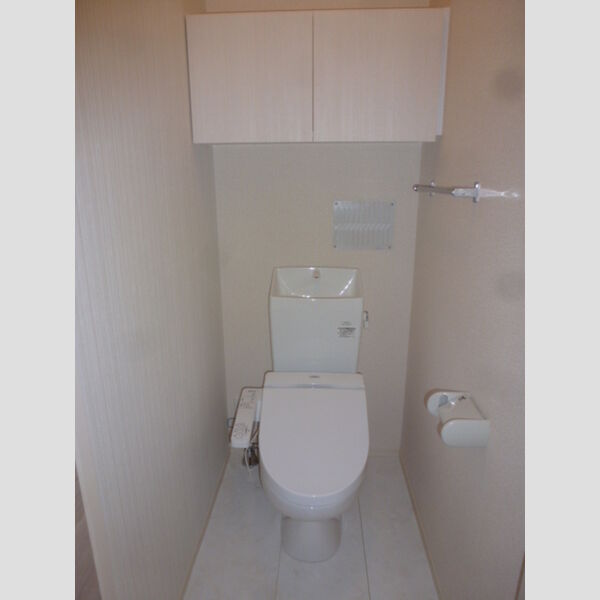 アイリス・ヒル 温水洗浄暖房便座