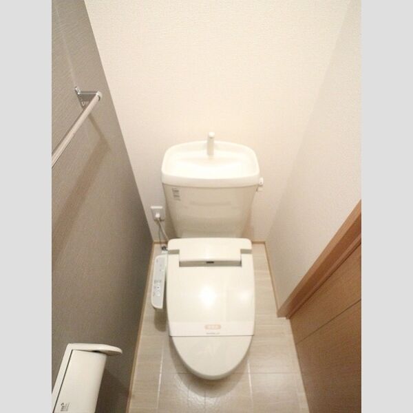 メゾンド・ソレーユHiguchi103号室 温水洗浄暖房便座