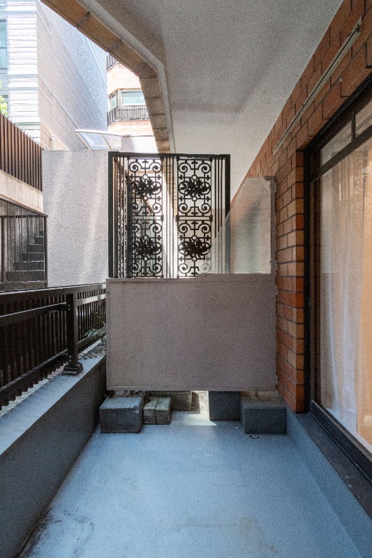 バルミー赤坂2階 バルコニー