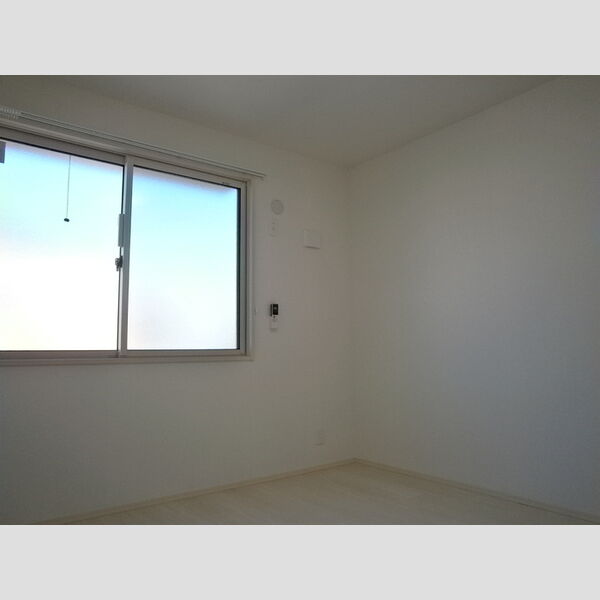 グランドネス201号室 居室