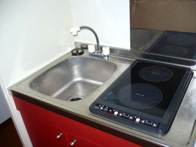 レオパレスｃｈｉｙｏ105号室 外観