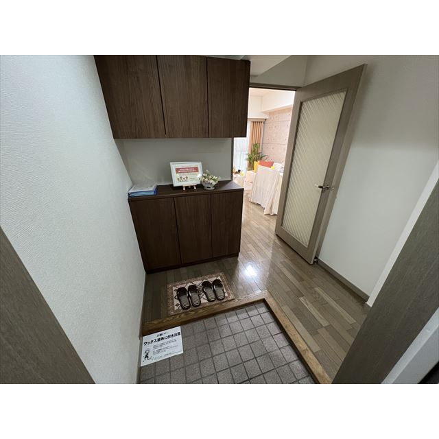 ヴィルヌーブ(Ville Neuve) 広い玄関