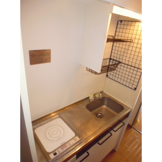 アネルバハイツＡＢ1階 内観