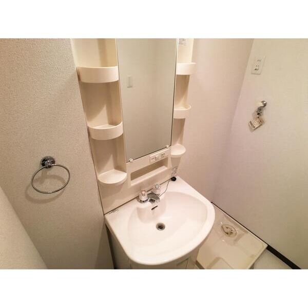 ビューテラス都筑606号室 洗面