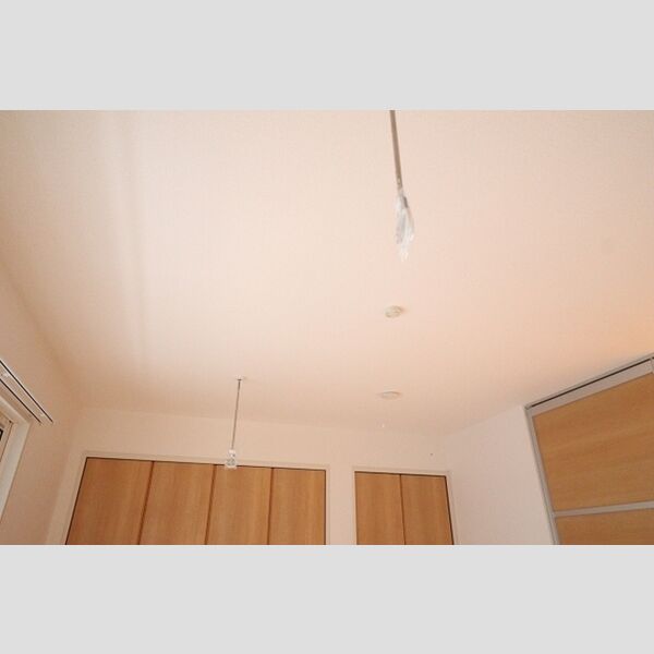 ビバーチェ203号室 室内物干し