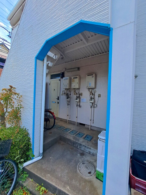 メゾンシティーA館1階 エントランス