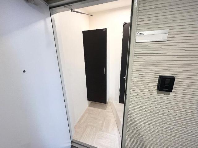 グラン　ジャルダン103号室 玄関